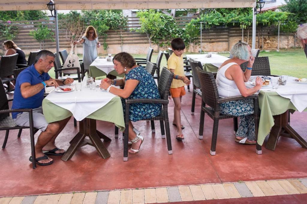 Porto Plazza Hotel Hersonissos  Bagian luar foto