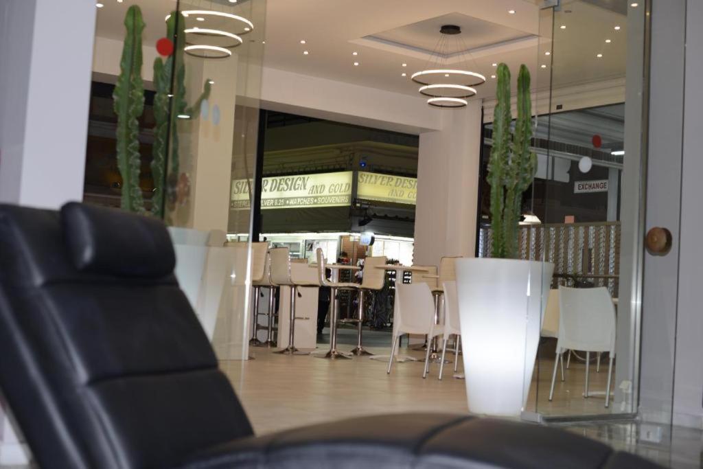 Porto Plazza Hotel Hersonissos  Bagian luar foto
