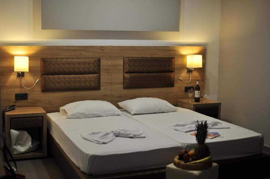 Porto Plazza Hotel Hersonissos  Bagian luar foto